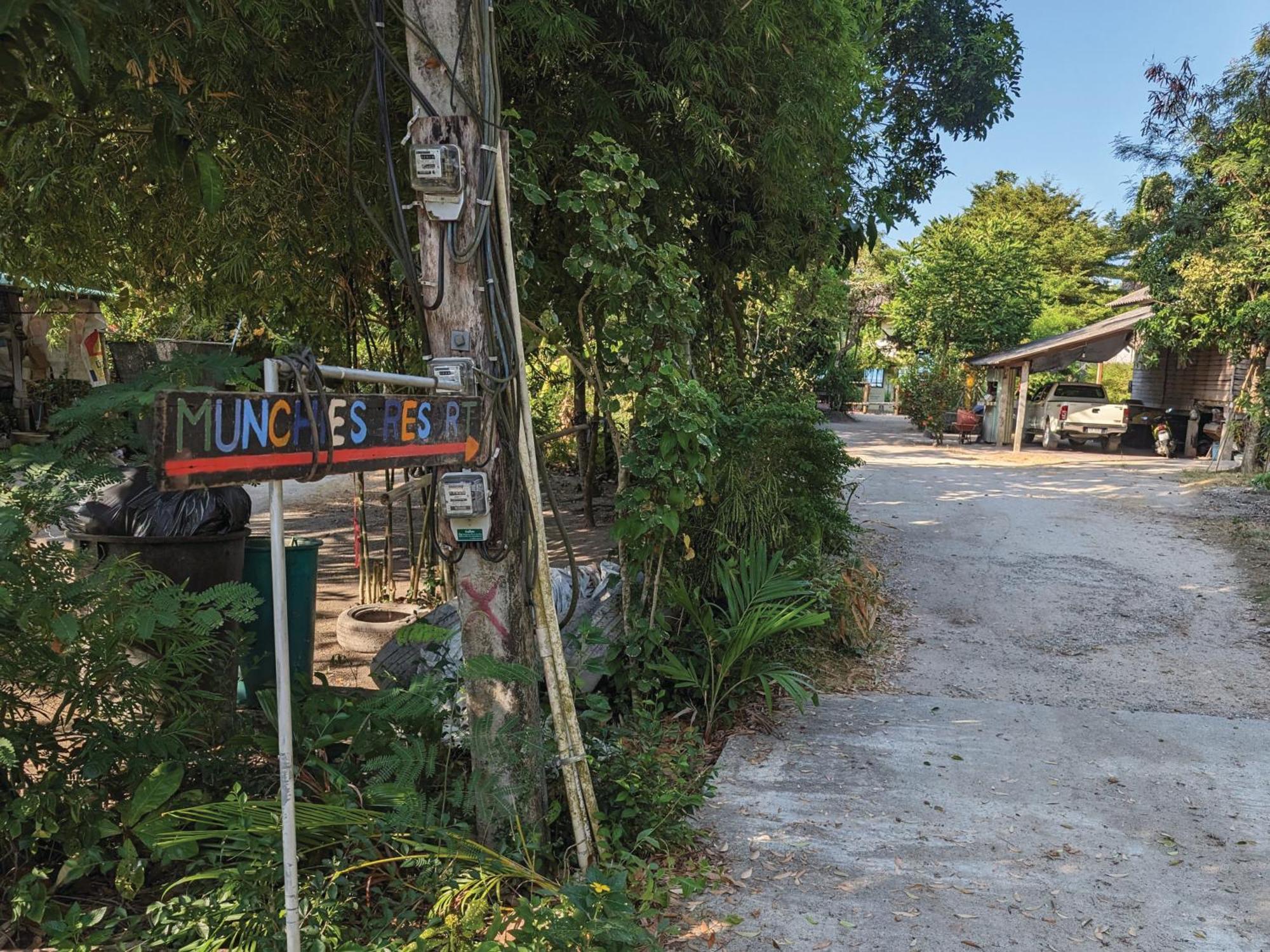 Munchies Bungalows บ้านใต้ ภายนอก รูปภาพ